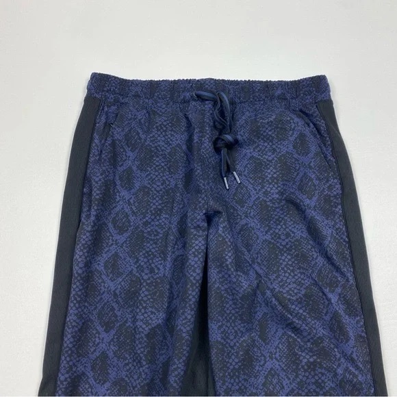 Women’s Athleta Snakeskin Print Cuffed Brooklyn Jogger Pants - Picture 2 of 4